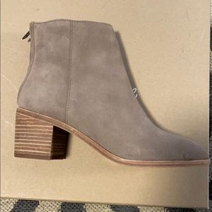 NWT Madewell booties - Never worn back zip boots